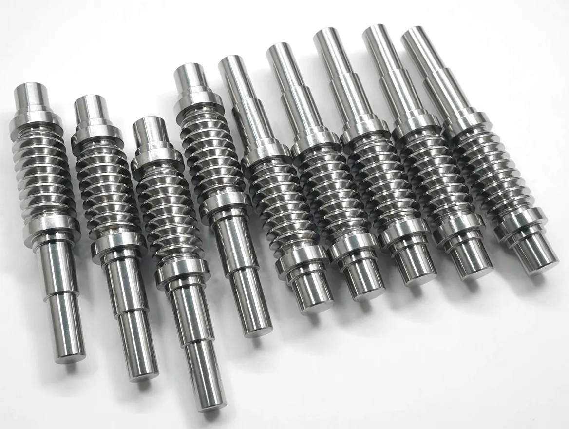 High-precision worm shaft manufactured by UK Ever-power